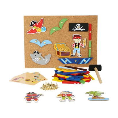10226_legler_small_foot_haemmerchenspiel_pirat_a